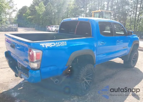 2021 Toyota Tacoma Trd Off-Road z USA, uszkodzony, nr VIN 3TMCZ5AN2MM425121